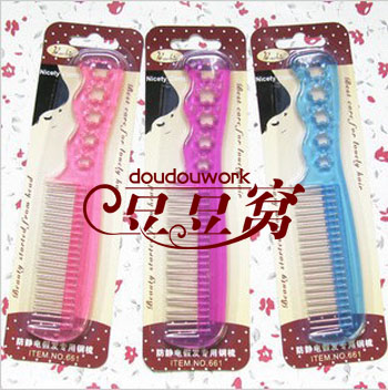 Peigne et brosse à cheveux - Ref 258693