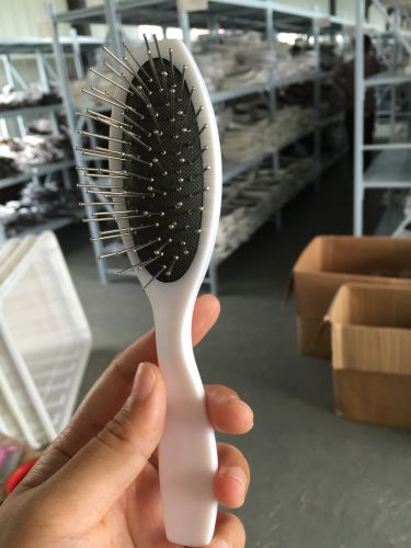 Peigne et brosse à cheveux - Ref 258761