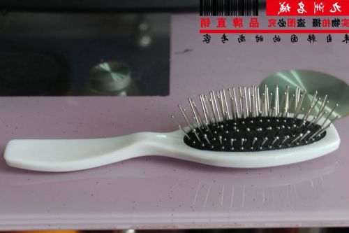 Peigne et brosse à cheveux - Ref 258783