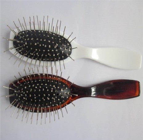 Peigne et brosse à cheveux - Ref 258837