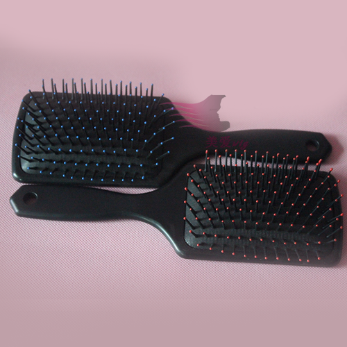 Peigne et brosse à cheveux - Ref 258933