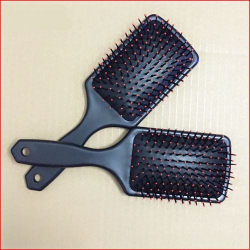 Peigne et brosse à cheveux - Ref 259436