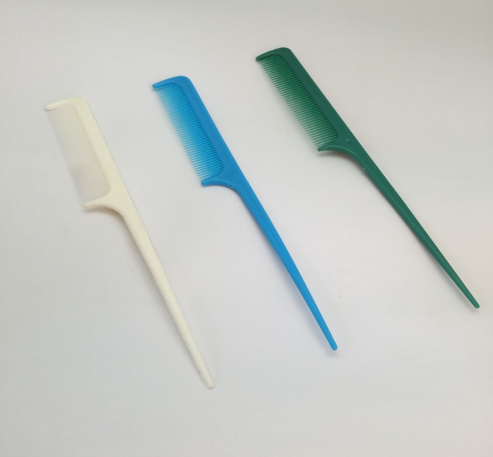 Peigne et brosse à cheveux - Ref 259919