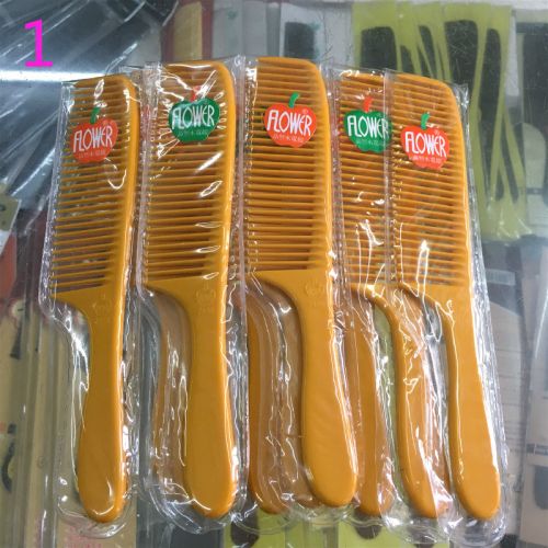 Peigne et brosse à cheveux - Ref 260076