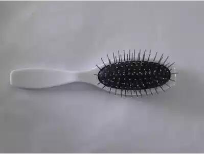 Peigne et brosse à cheveux - Ref 260273