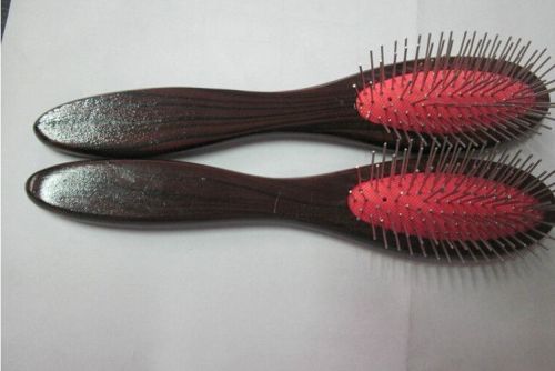 Peigne et brosse à cheveux - Ref 260924