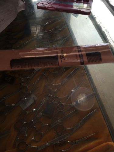 Peigne et brosse à cheveux - Ref 260990