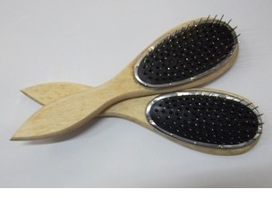 Peigne et brosse à cheveux - Ref 261033