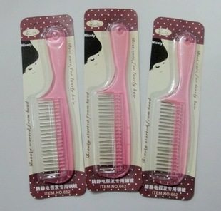 Peigne et brosse a cheveux 262143