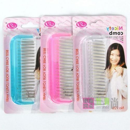 Peigne et brosse a cheveux 262479