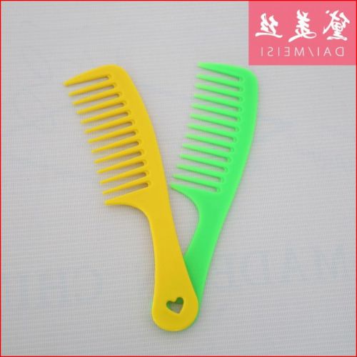 Peigne et brosse à cheveux - Ref 262495