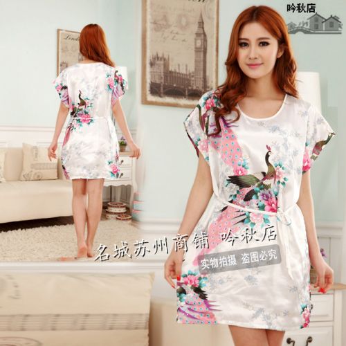 Peignoir Lâche peignoir de soie, Figure trompette Peacock,  - Ref 596604