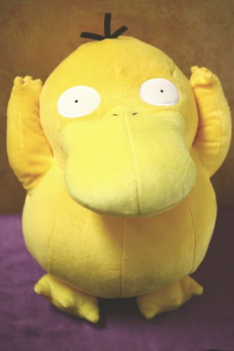 Peluche manga en peluche Pokemon serie Psyduck - Ref 2694428
