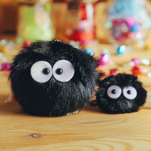 Peluche manga en peluche Mon voisin Totoro la poussiere Elf - Ref 2695814