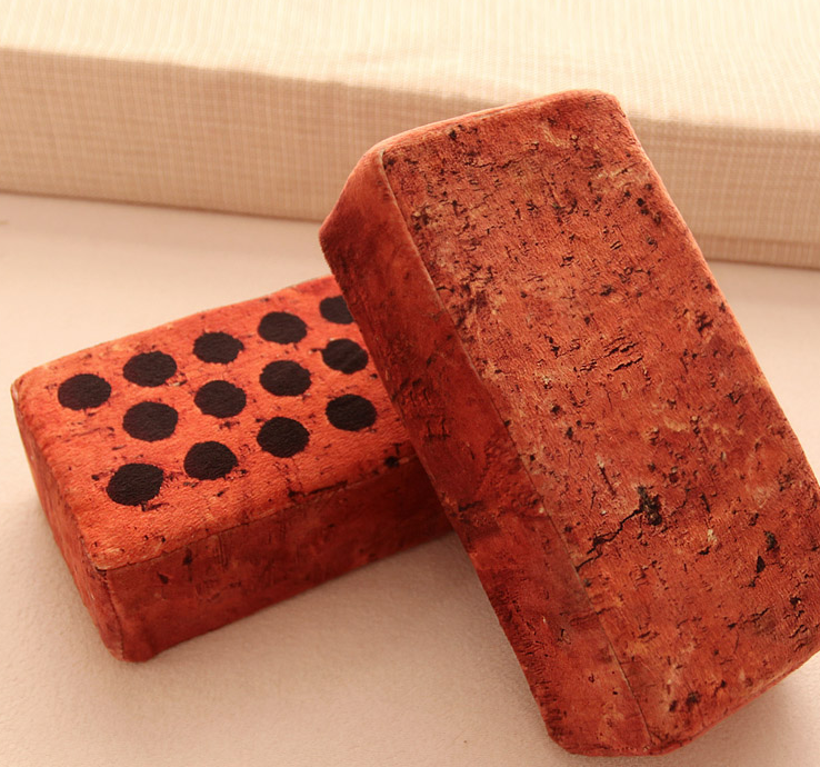 Peluche manga en peluche brique - Ref 2696459