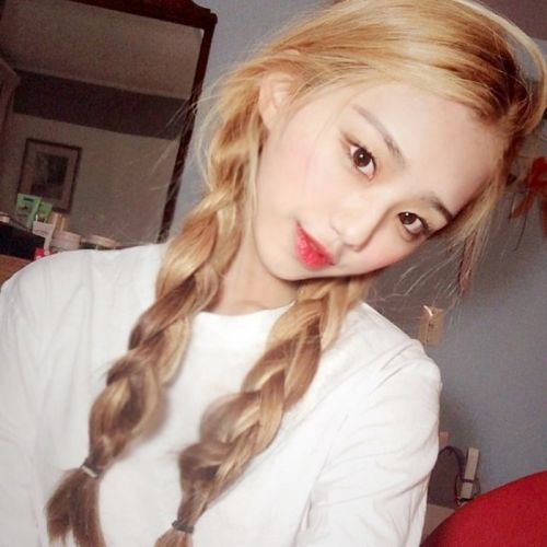 Perruque ANNA LUO . Long cheveux raides - Ref 2607326