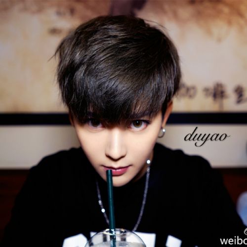 Perruque cheveux raides Court - Ref 2608211