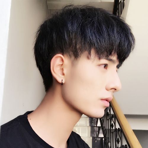 Perruque cheveux raides Court - Ref 2608648