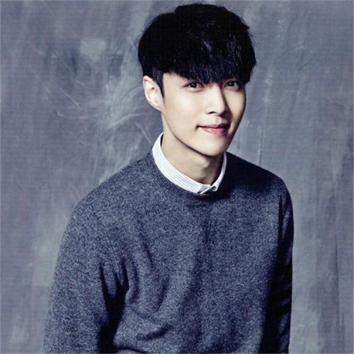 Perruque cheveux raides Court - Ref 2609325