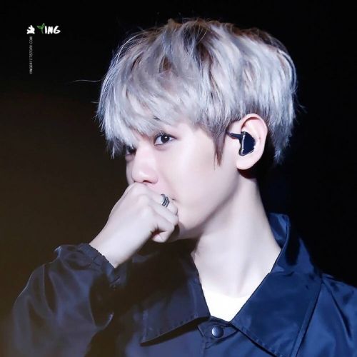 Perruque cheveux raides Court - Ref 2609764