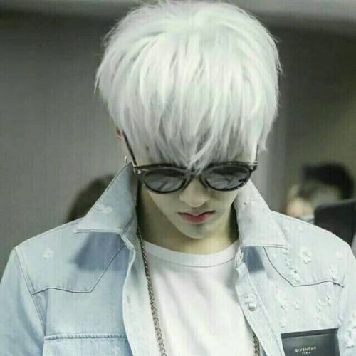 Perruque ANNA LUO . cheveux raides Court - Ref 2610086