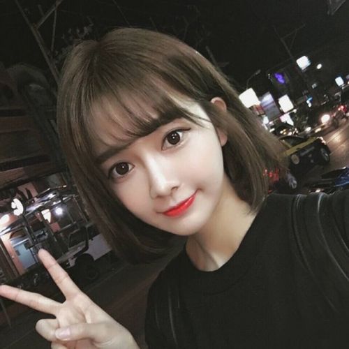 Perruque cheveux raides Court - Ref 2610499