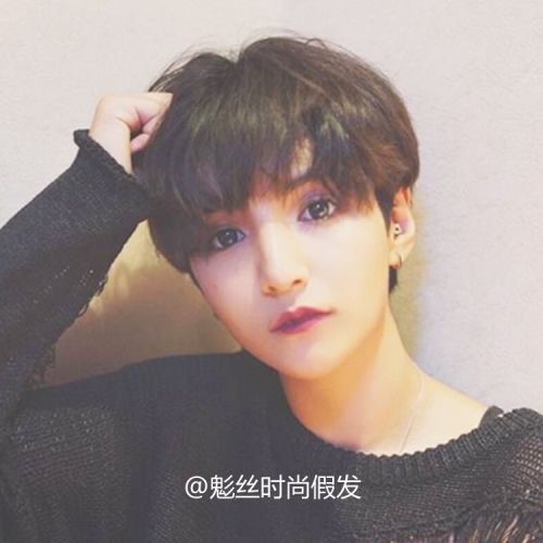 Perruque cheveux raides Court - Ref 2611456