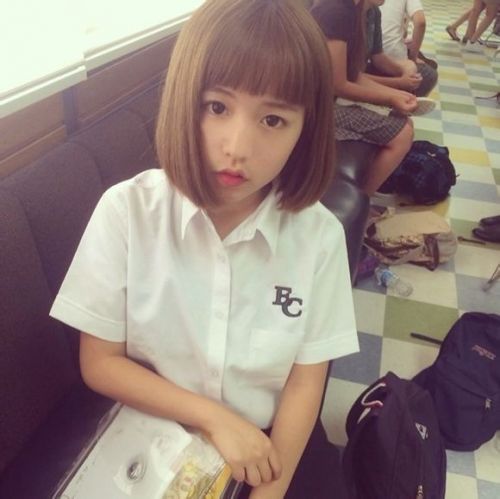 Perruque cheveux raides Court - Ref 2612802