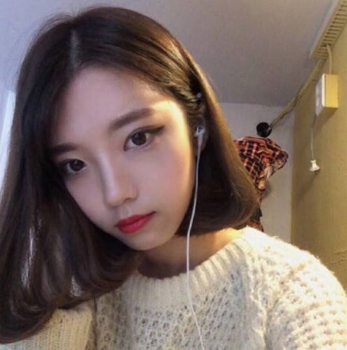 Perruque cheveux raides Court - Ref 2613013