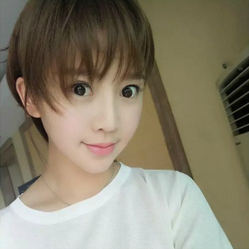 Perruque cheveux raides Court - Ref 2614017