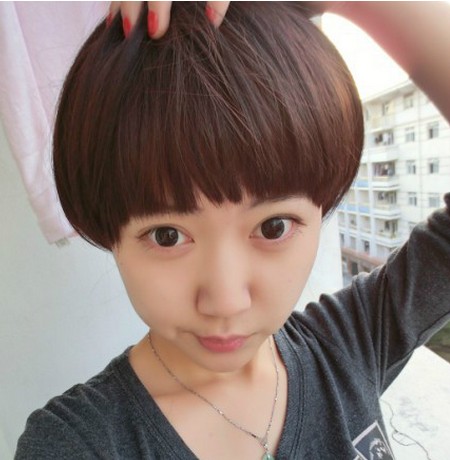 Perruque cheveux raides Court - Ref 2614402