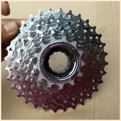 Pignon de vélo 8 vitesses - Ref 2365508