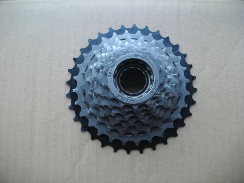 Pignon de vélo 8 vitesses - Ref 2365801