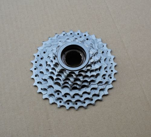 Pignon de vélo 8 vitesses - Ref 2368908