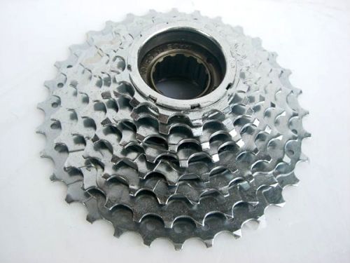 Pignon de vélo 8 vitesses - Ref 2368960