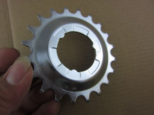 Pignon de vélo SHIMANO - Ref 2370190