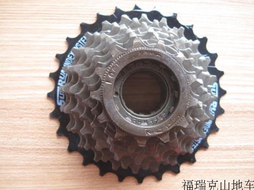 Pignon de vélo 8 vitesses - Ref 2371735