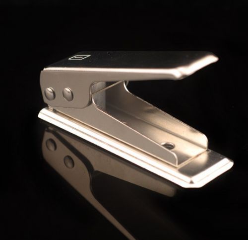 Pince pour cartes SIM - Ref 309087