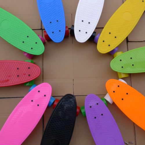 Planche à roulettes pour homme femme - Ref 2594345