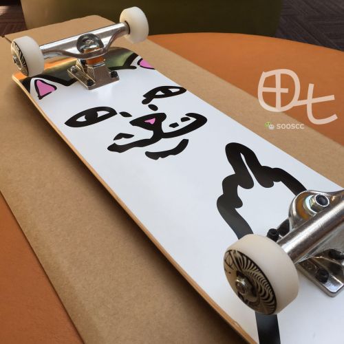 Planche à roulettes pour homme femme RIPNDIP - Ref 2597270