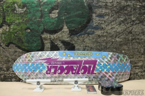 Planche à roulettes pour homme femme KROOKED ZIPZINGE - Ref 2605678