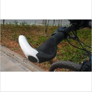 Poignées de vélo - Ref 2344015