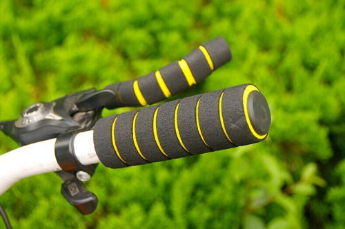 Poignées de vélo KHENG - Ref 2346675