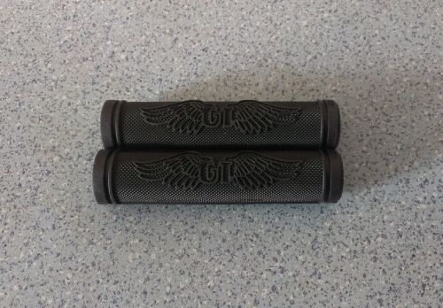 Poignées de vélo - Ref 2348083