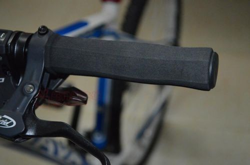 Poignées de vélo - Ref 2348246