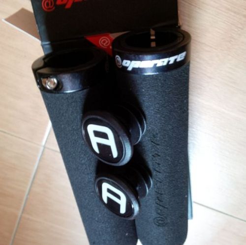 Poignées de vélo - Ref 2349610