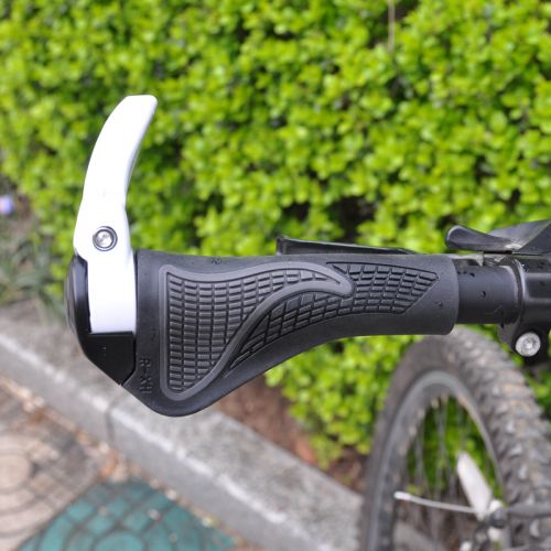 Poignées de vélo ACACIA - Ref 2352003