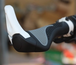 Poignées de vélo - Ref 2352081