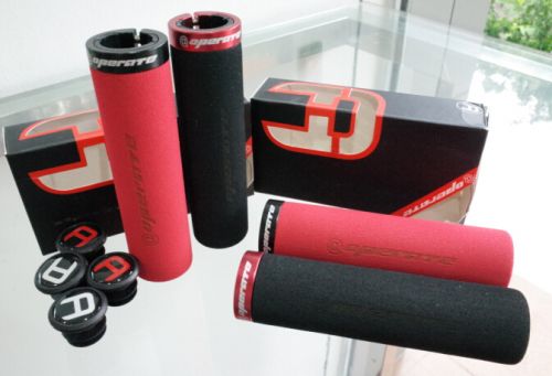 Poignées de vélo OPERATE - Ref 2355396