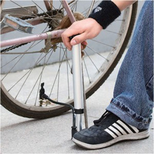 Pompe à vélo - Ref 2390204